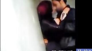 أحلى لحظات رومانسية من مصر - بوسات و قبلات مش ممكن تنساها! سكس