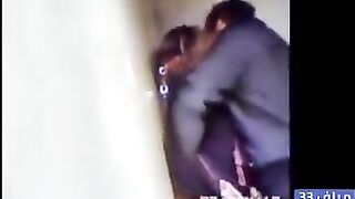 أحلى لحظات رومانسية من مصر - بوسات و قبلات مش ممكن تنساها! سكس