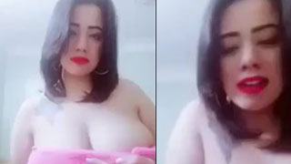 مصرية سكّرة وكمان سكس