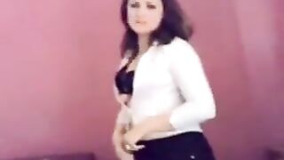 قنبلة العراق في قلب الحدث - قنبلة سكس